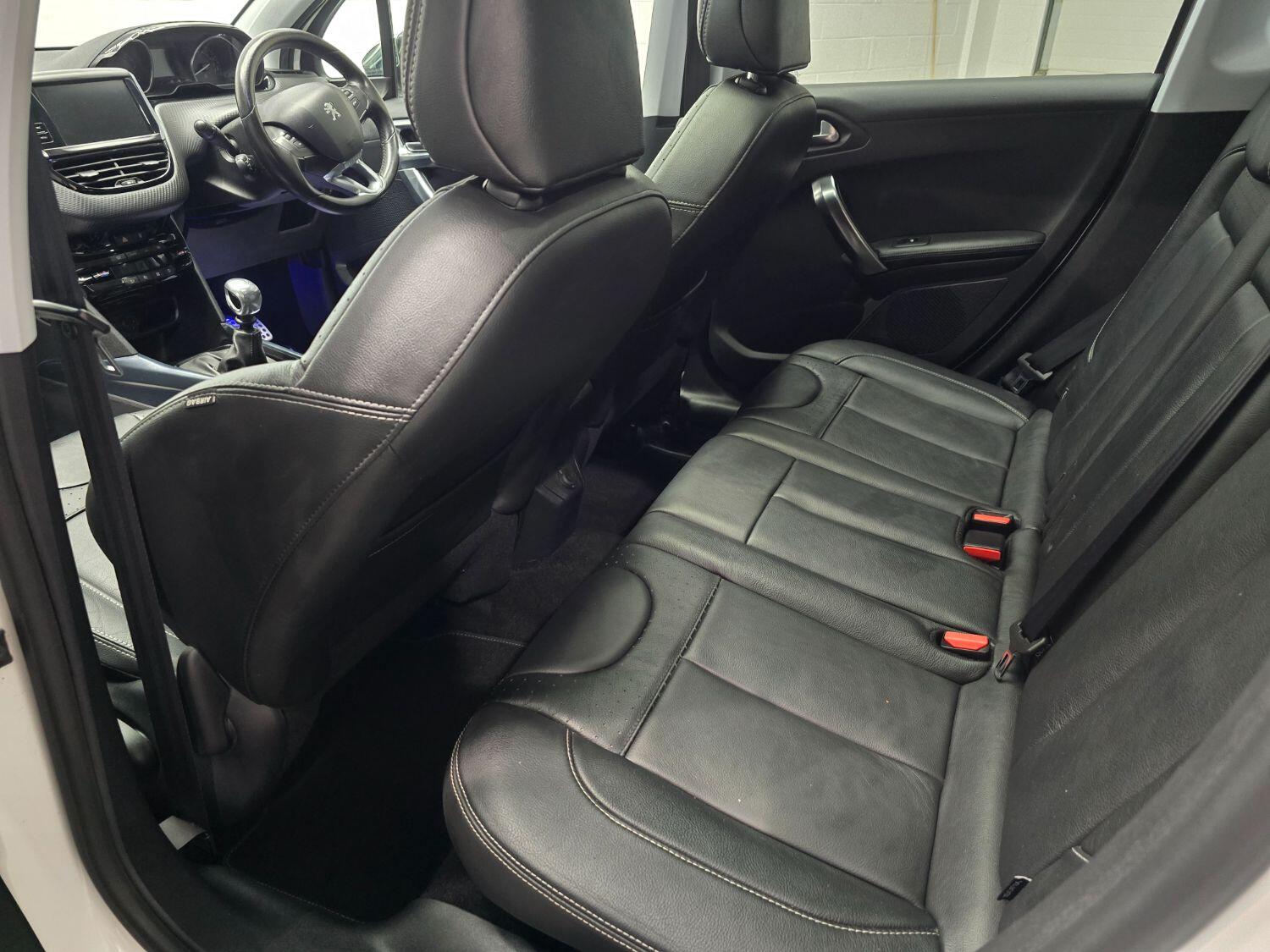 Used Peugeot 2008 2015 for sale - 76611656: Photo 19