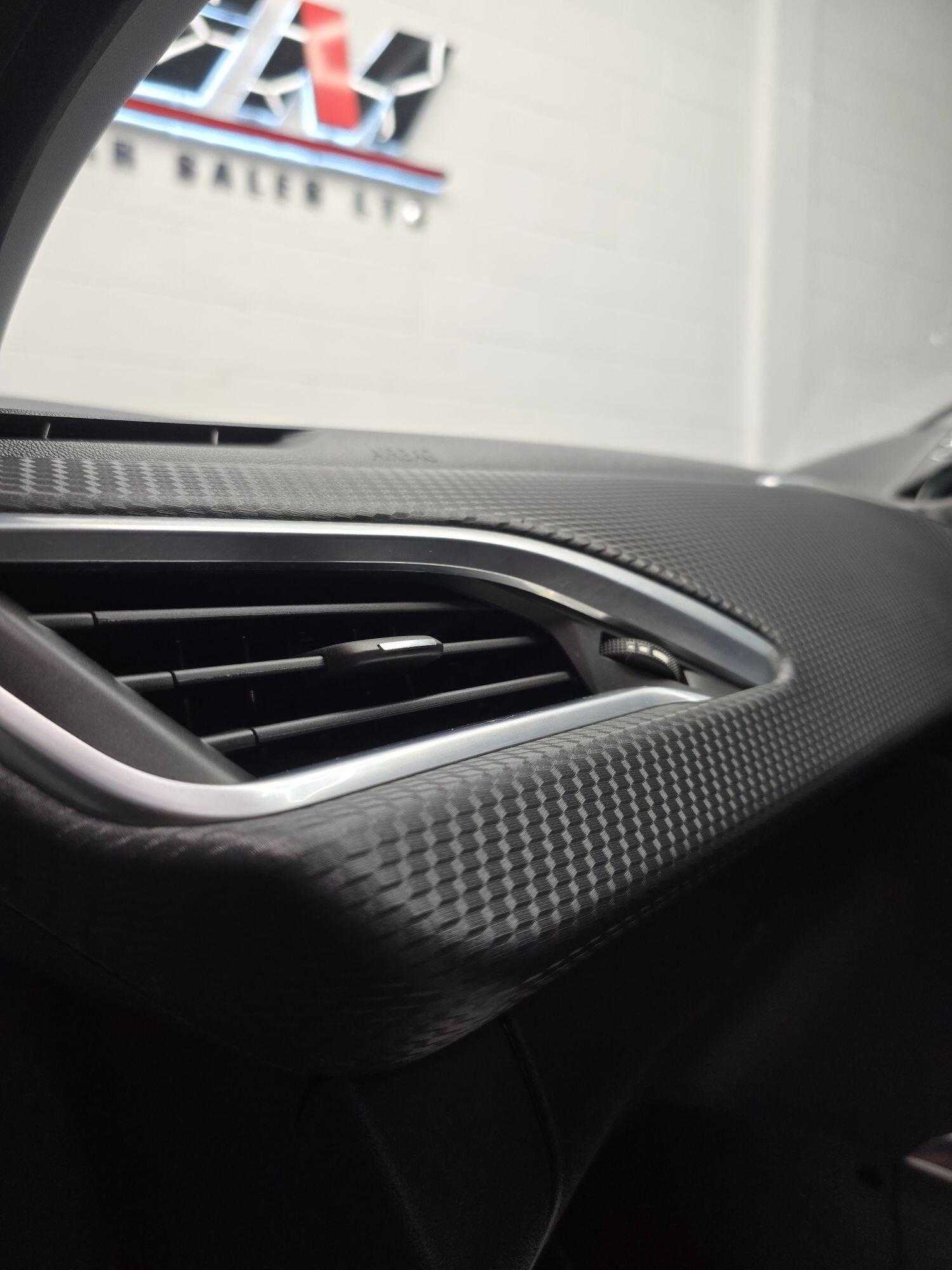 Used Peugeot 2008 2015 for sale - 76611656: Photo 20