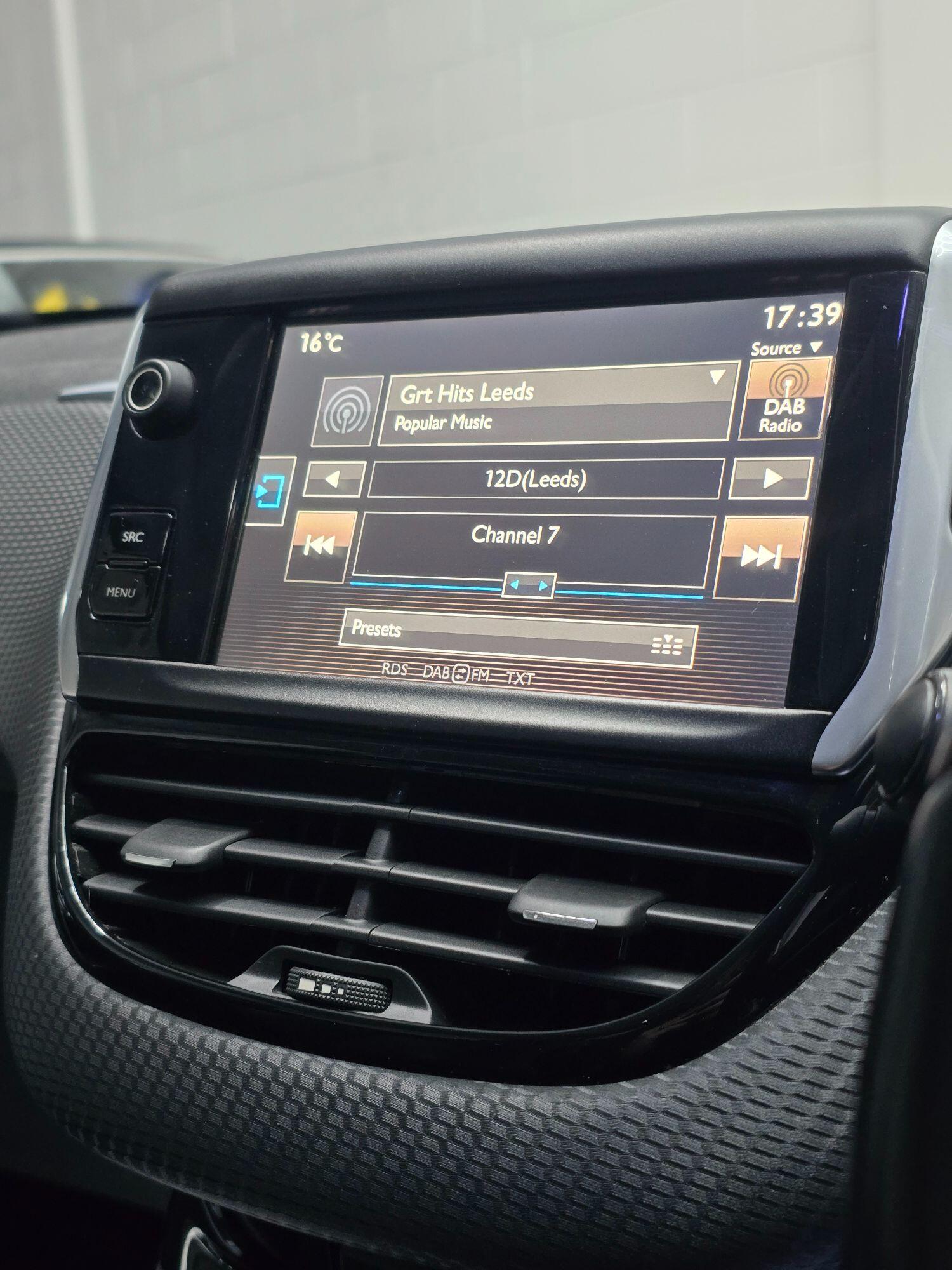 Used Peugeot 2008 2015 for sale - 76611656: Photo 39