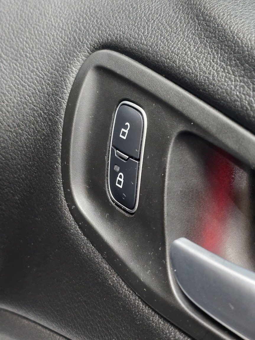 Used Ford Kuga 2018 for sale - 76611657: Photo 28