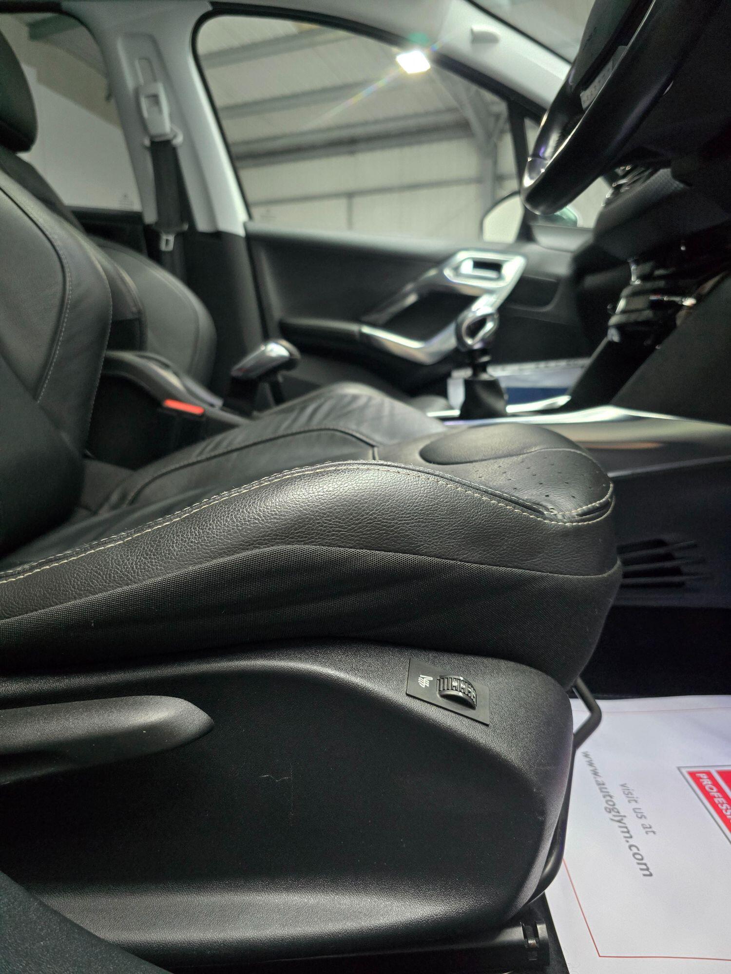 Used Peugeot 2008 2015 for sale - 76741253: Photo 28