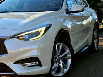 Used Infiniti Q30 2017 for sale - 73876368: Photo