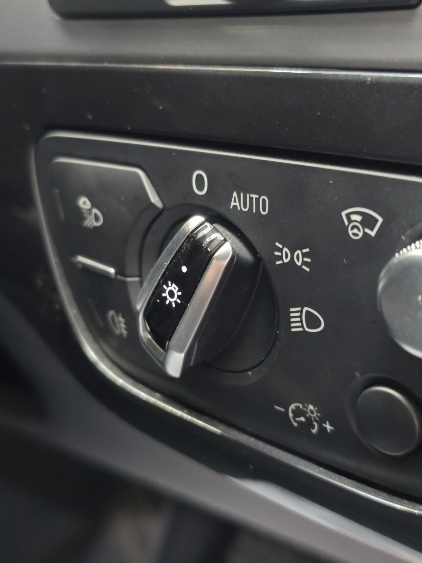 Used Audi Q7 2016 for sale - 78125193: Photo 41