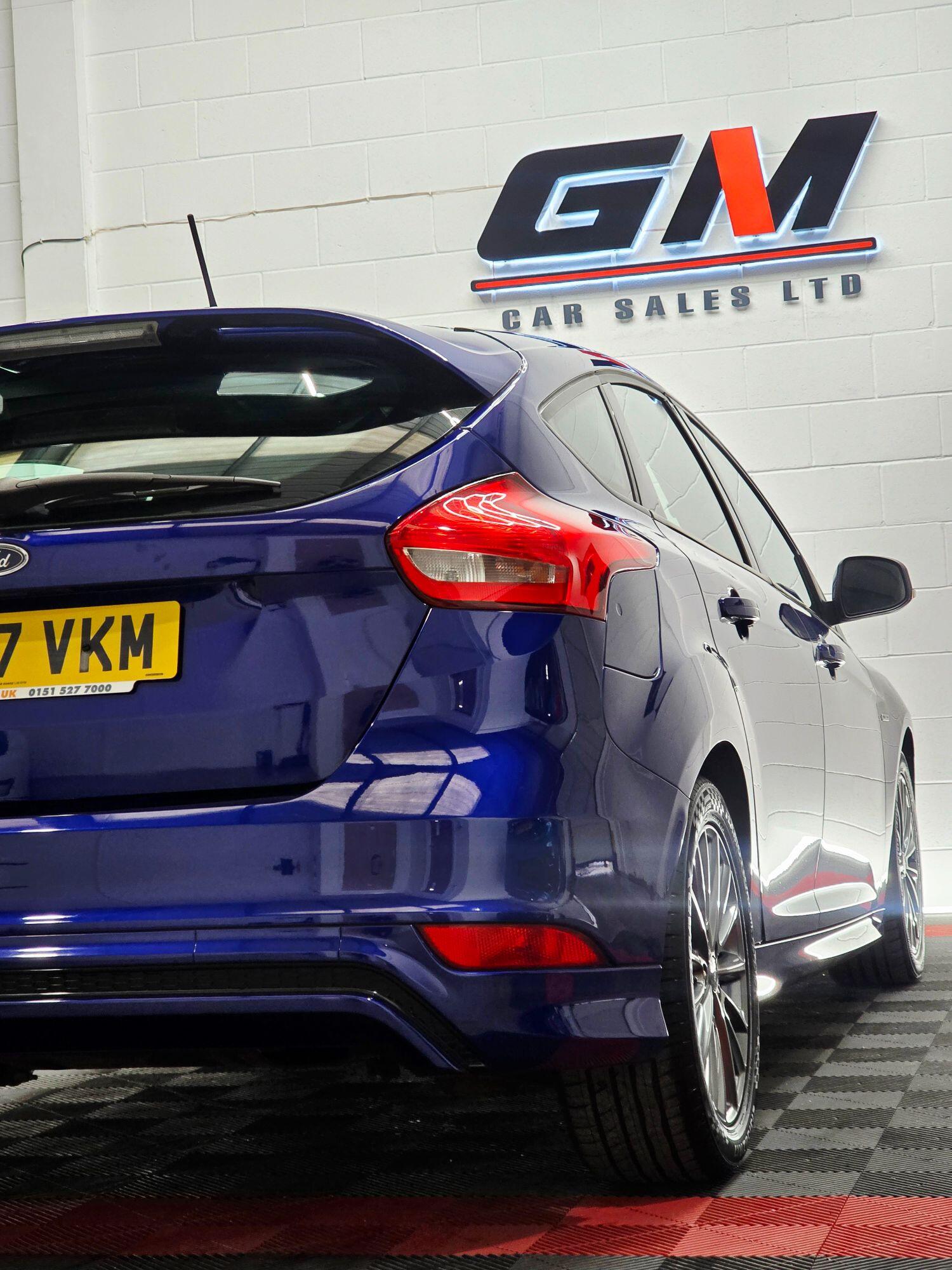 Used Ford Focus 2017 for sale - 76611653: Photo 11