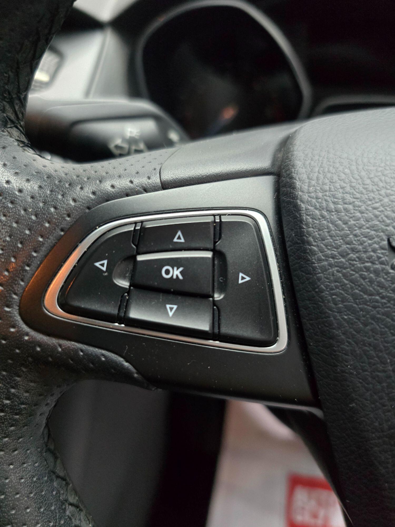 Used Ford Focus 2017 for sale - 76611653: Photo 32