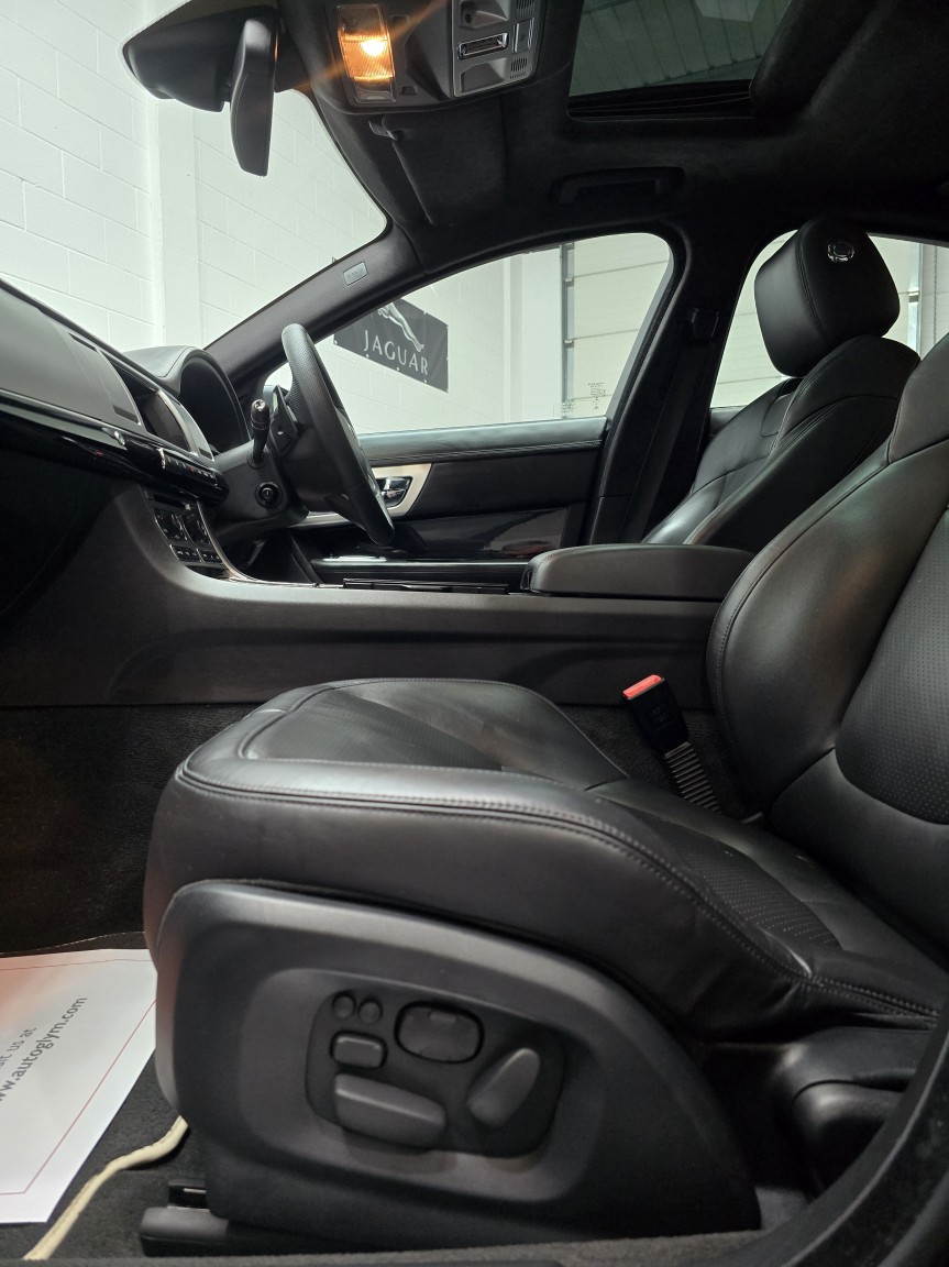 Used Jaguar XF 2014 for sale - 76666063: Photo 19