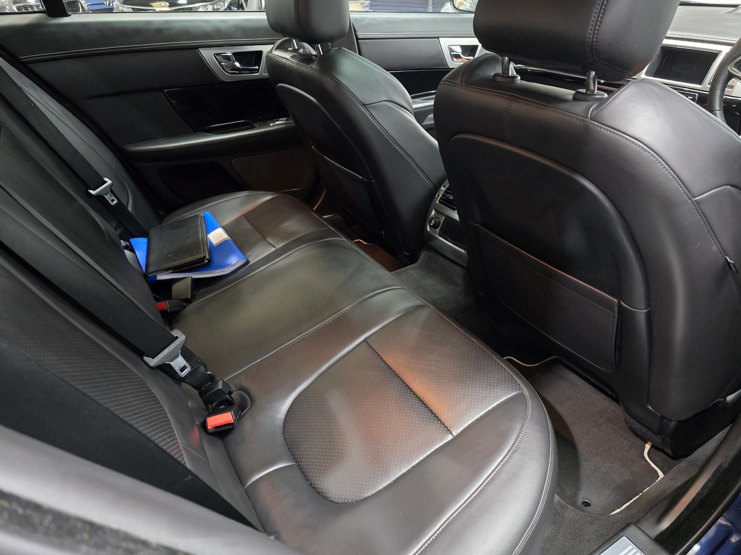 Used Jaguar XF 2014 for sale - 76666063: Photo 26