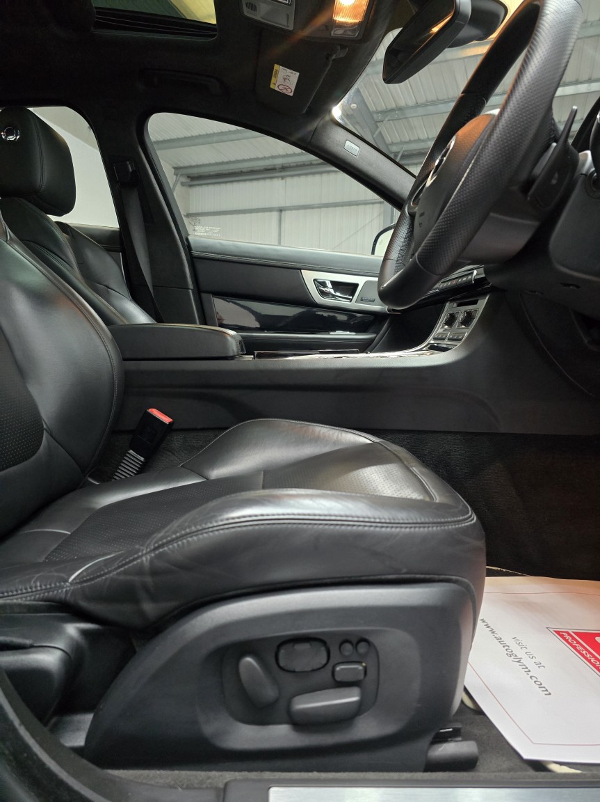 Used Jaguar XF 2014 for sale - 76666063: Photo 30