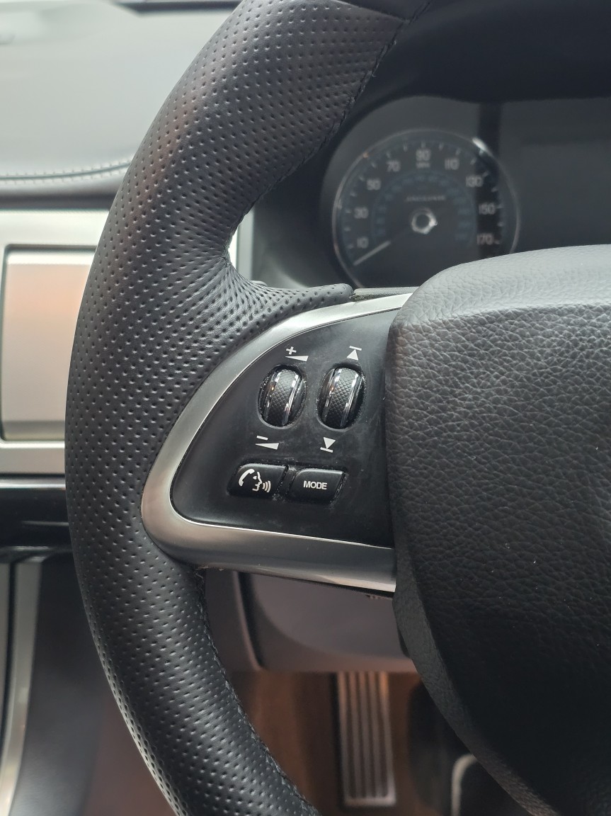 Used Jaguar XF 2014 for sale - 76666063: Photo 33