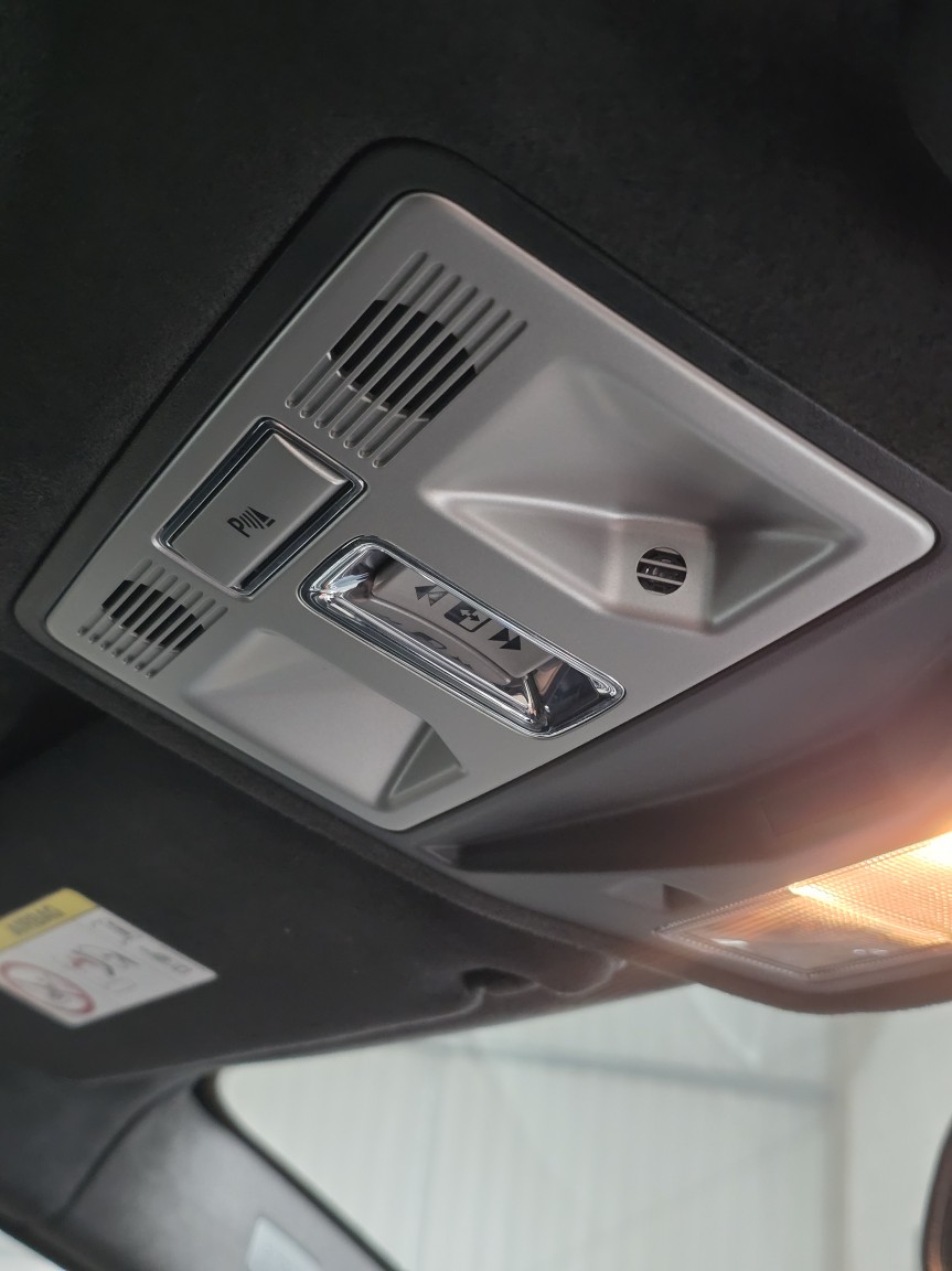 Used Jaguar XF 2014 for sale - 76666063: Photo 48