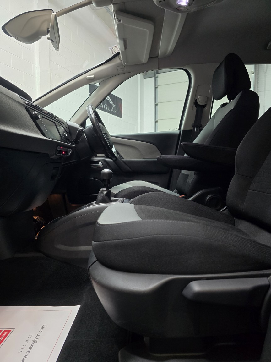 Used Citroen C4 Grand Picasso 2015 for sale - 77027870: Photo 20