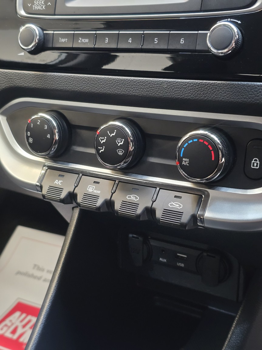 Used Kia Rio 2015 for sale - 77937970: Photo 32