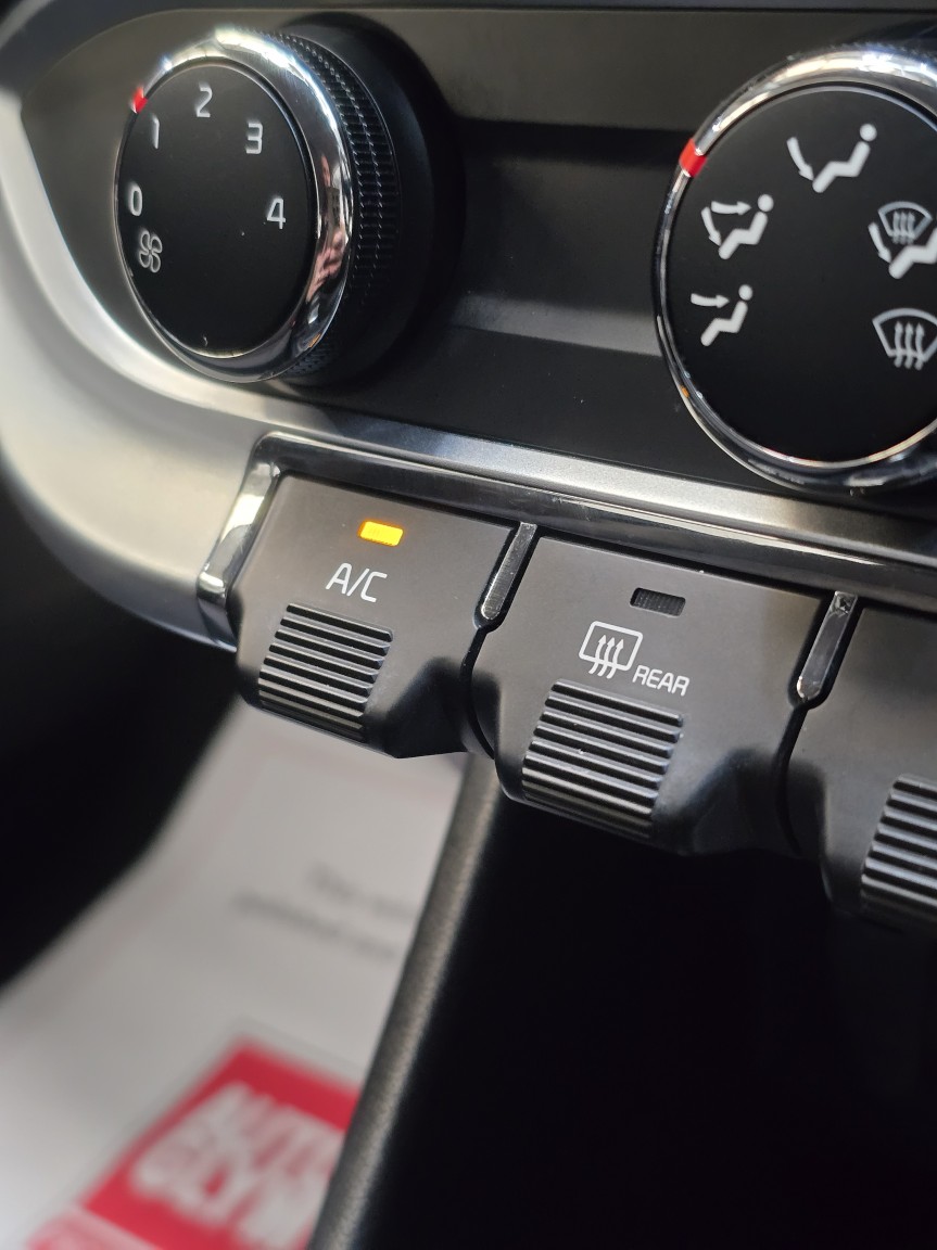 Used Kia Rio 2015 for sale - 77937970: Photo 39