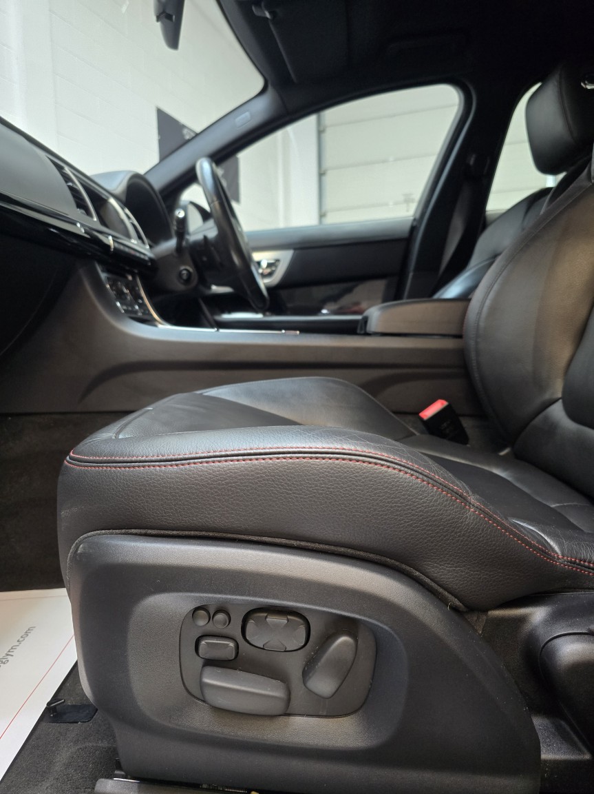 Used Jaguar XF 2015 for sale - 77735846: Photo 21