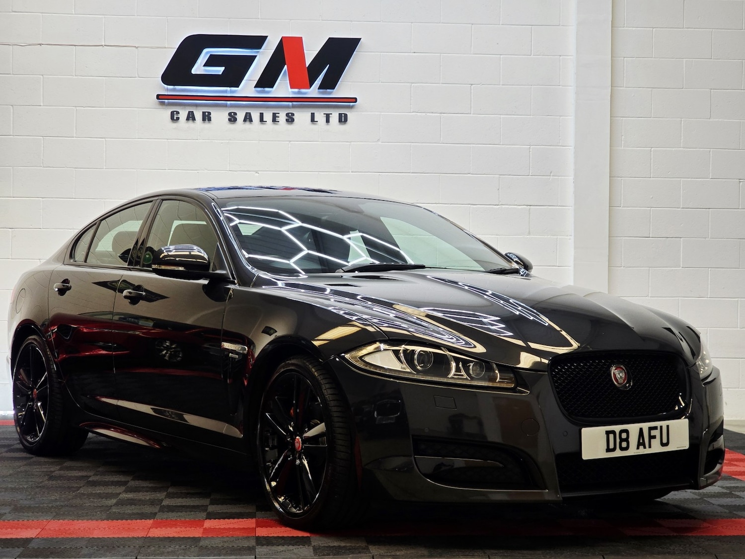 Used Jaguar XF 2015 for sale - 77735846: Photo 7