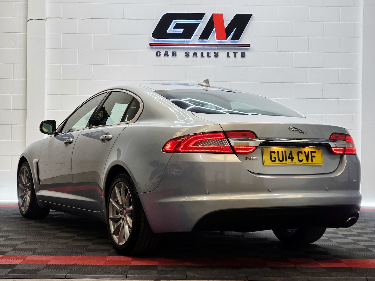 Used Jaguar XF 2014 for sale - 77135917: Photo 14
