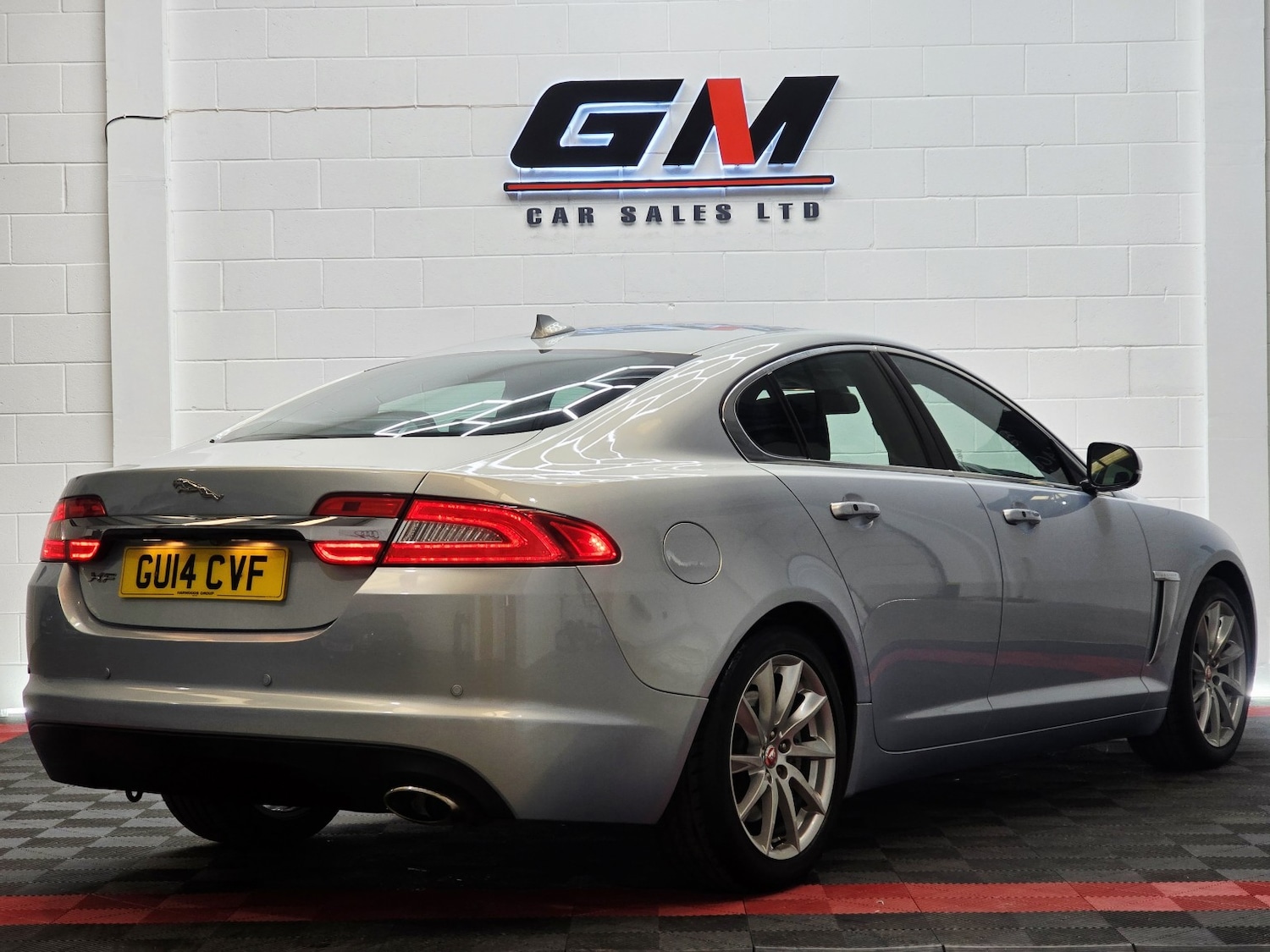 Used Jaguar XF 2014 for sale - 77135917: Photo 9