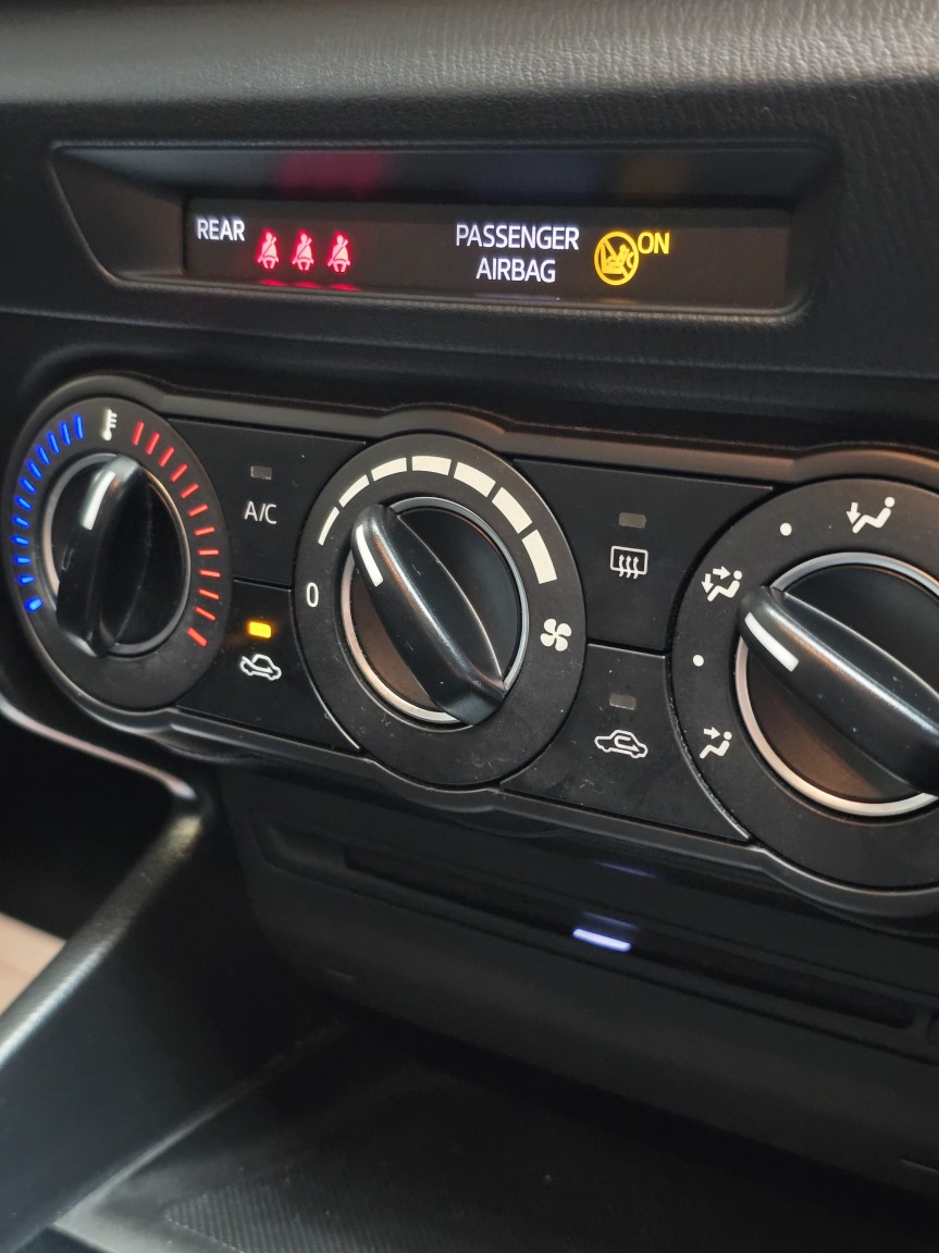 Used Mazda Mazda3 2017 for sale - 77721279: Photo 37