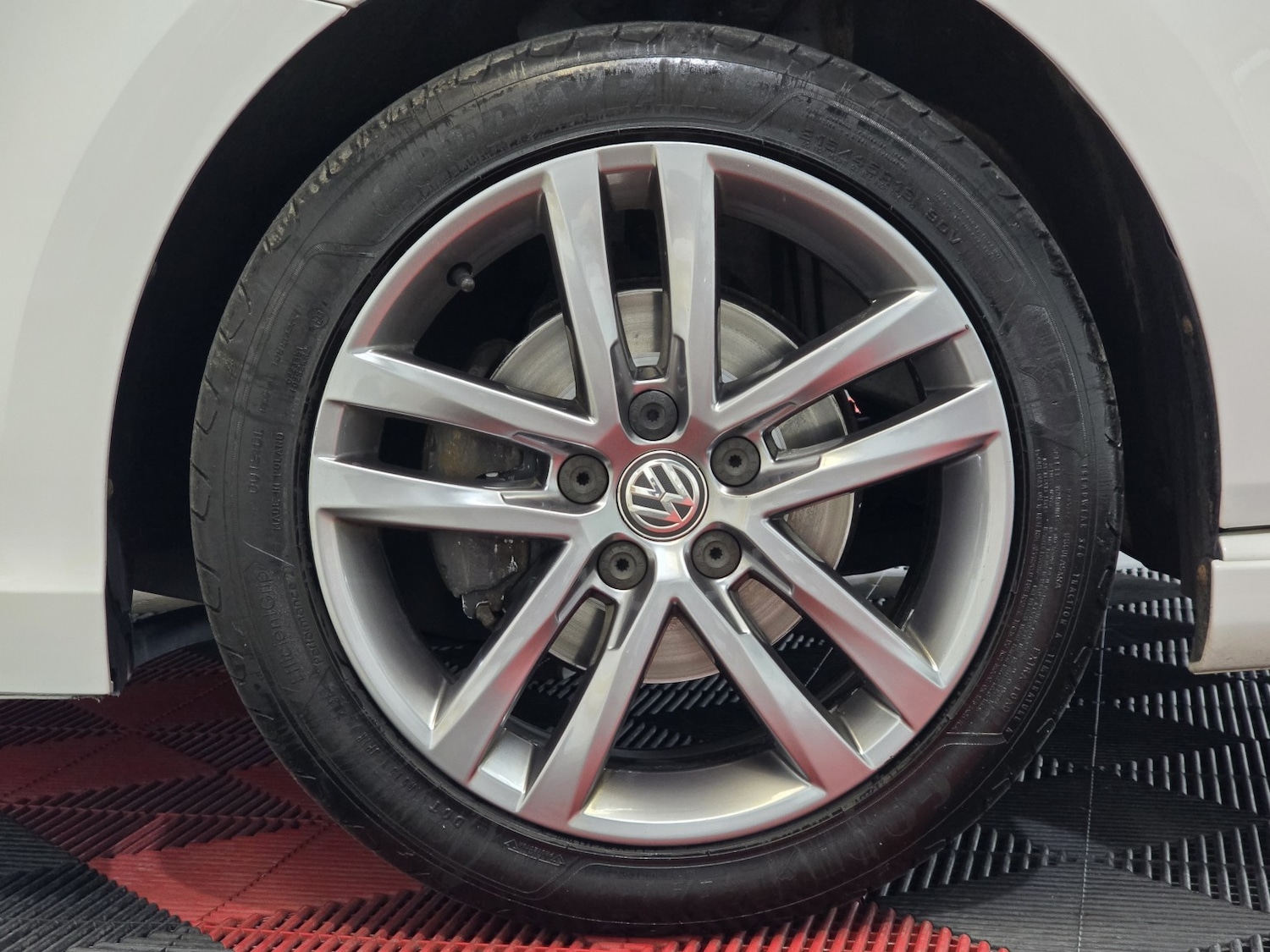 Used Volkswagen Polo 2016 for sale - 77881076: Photo 16