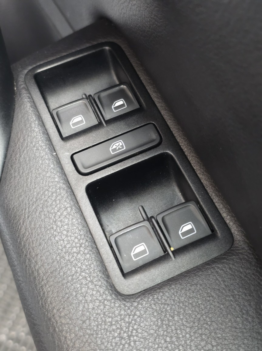 Used Volkswagen Polo 2016 for sale - 77881076: Photo 29