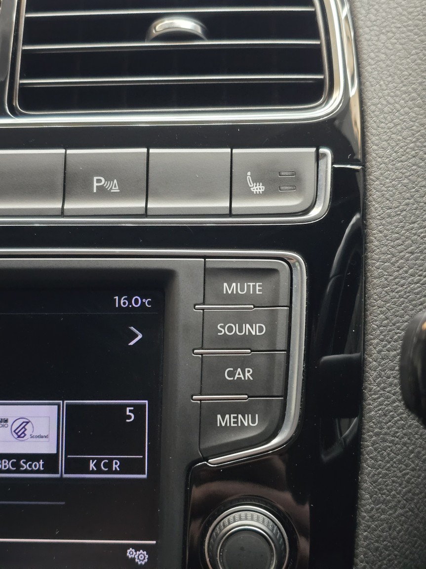 Used Volkswagen Polo 2016 for sale - 77881076: Photo 42