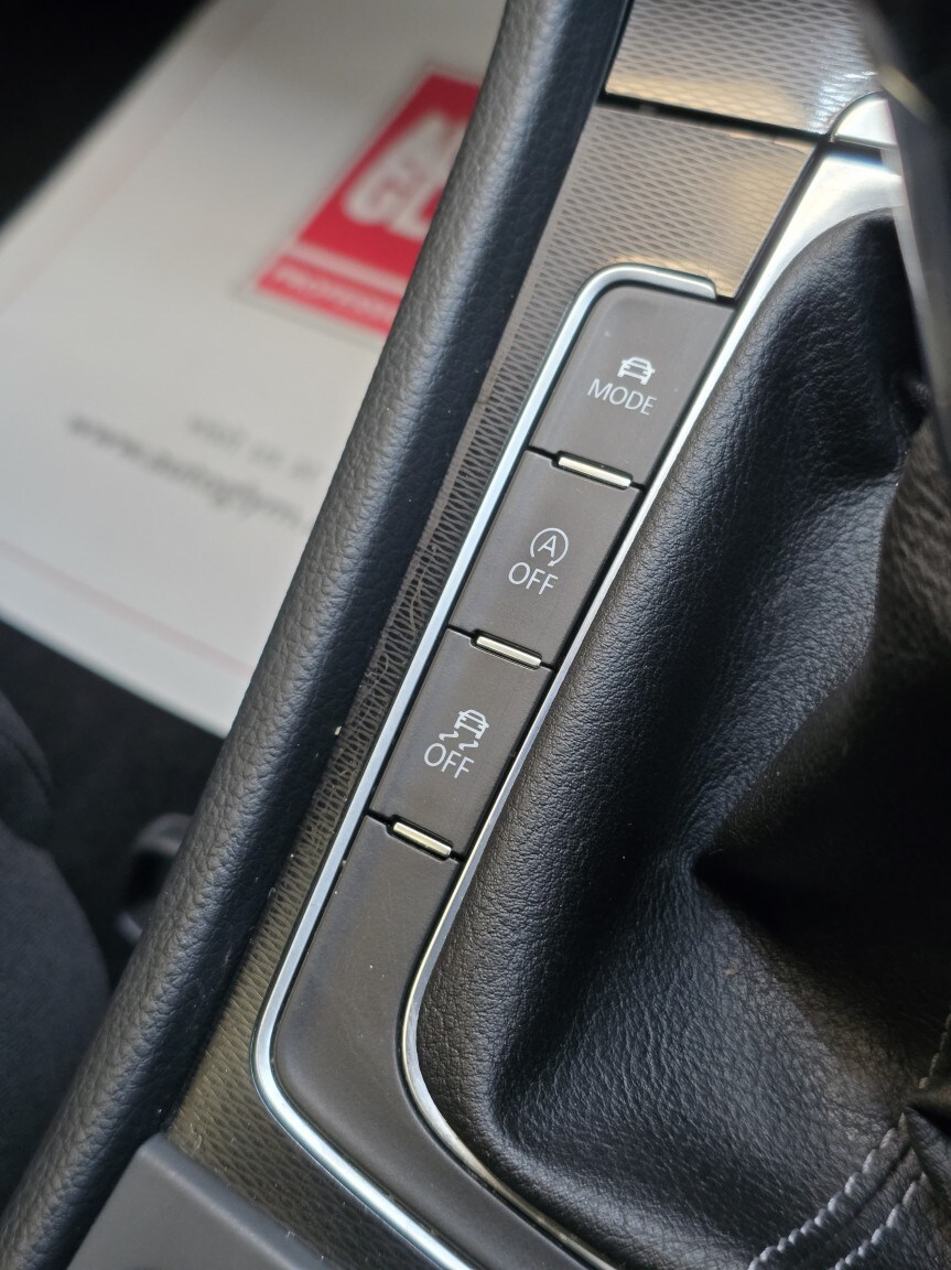 Used Volkswagen Golf 2013 for sale - 77991725: Photo 39