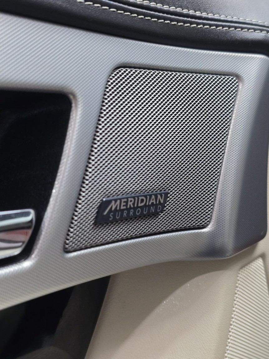 Used Jaguar XF 2015 for sale - 77213521: Photo 20