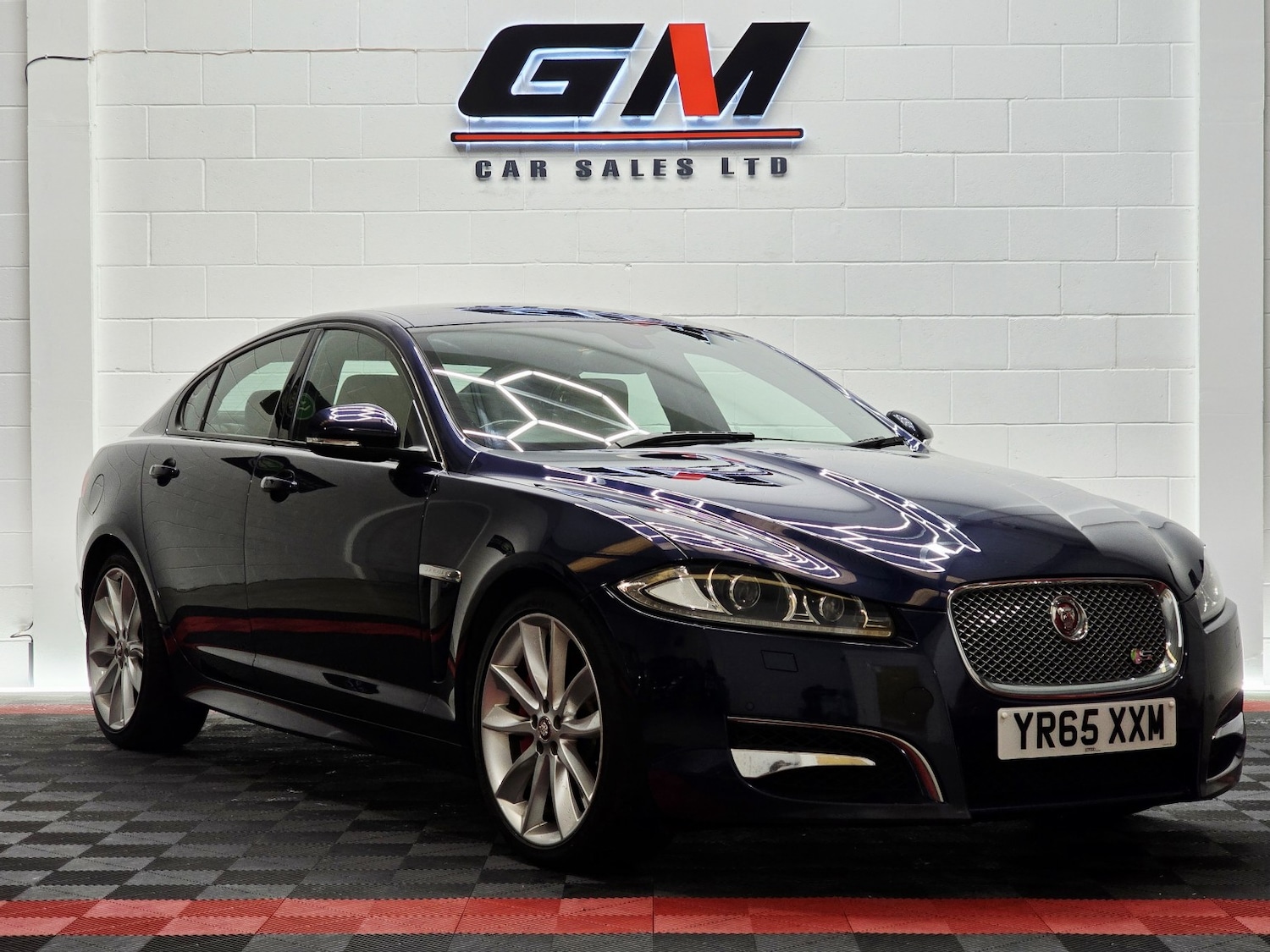 Used Jaguar XF 2015 for sale - 77213521: Photo 7