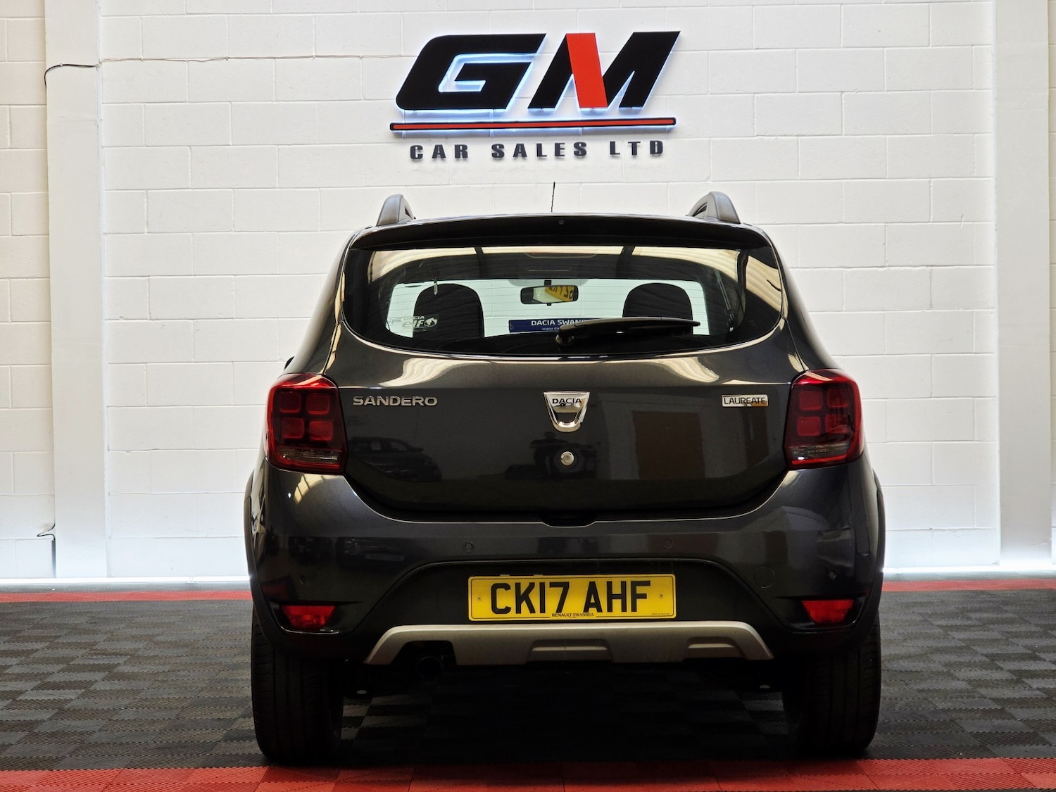 Used Dacia Sandero Stepway 2017 for sale - 77977002: Photo 11