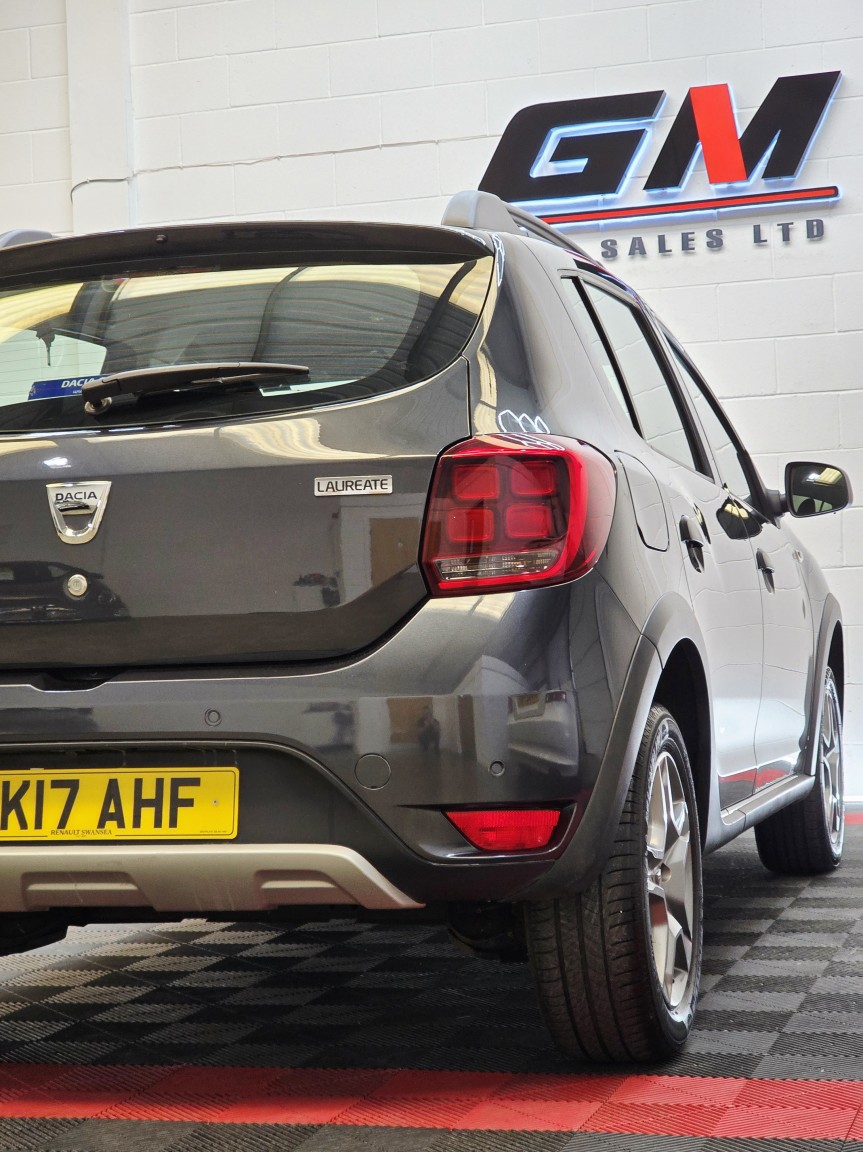 Used Dacia Sandero Stepway 2017 for sale - 77977002: Photo 13