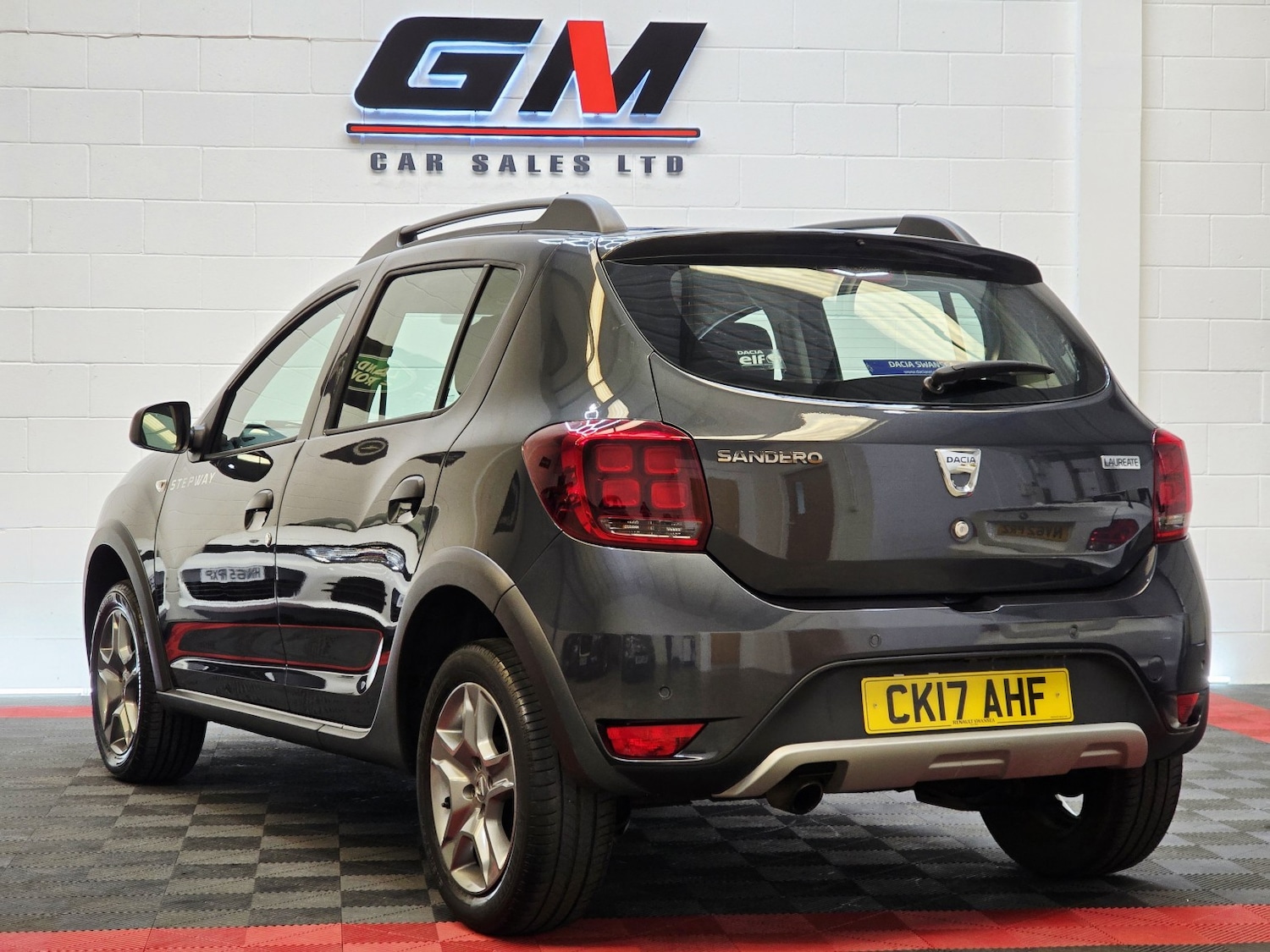 Used Dacia Sandero Stepway 2017 for sale - 77977002: Photo 14