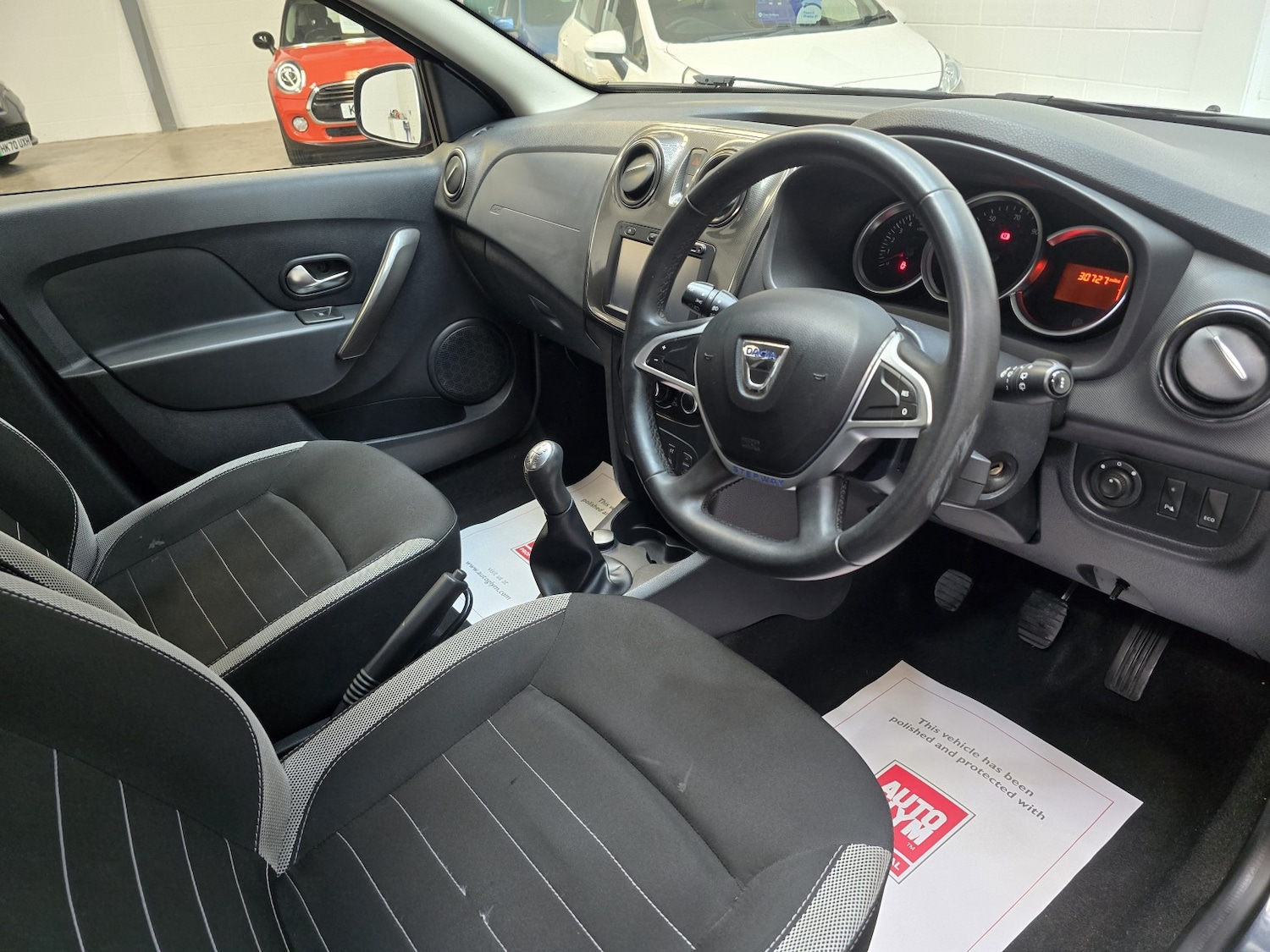 Used Dacia Sandero Stepway 2017 for sale - 77977002: Photo 26