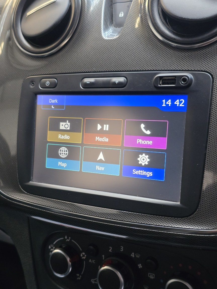 Used Dacia Sandero Stepway 2017 for sale - 77977002: Photo 41