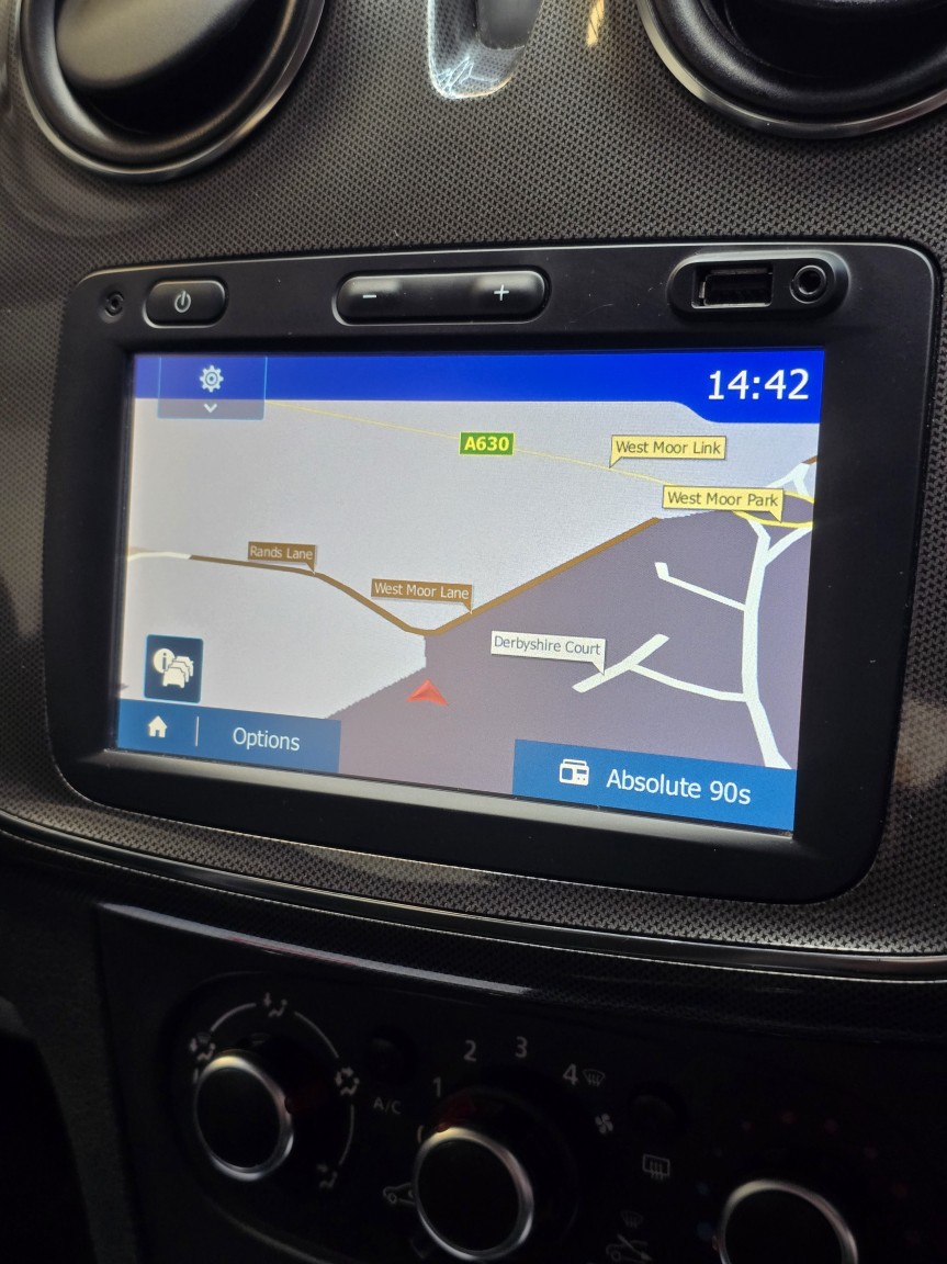 Used Dacia Sandero Stepway 2017 for sale - 77977002: Photo 44