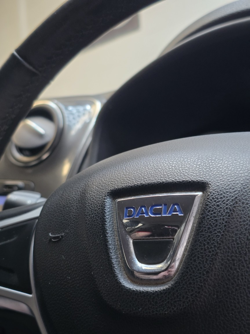 Used Dacia Sandero Stepway 2017 for sale - 77977002: Photo 46