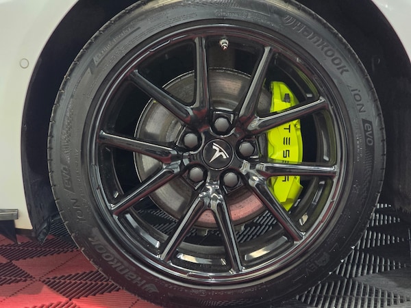 Used Tesla Model 3 2020 for sale - 76156876: Photo 15
