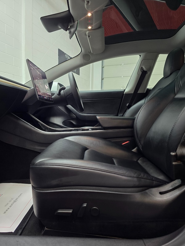 Used Tesla Model 3 2020 for sale - 76156876: Photo 18