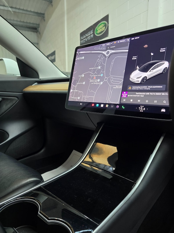 Used Tesla Model 3 2020 for sale - 76156876: Photo 20