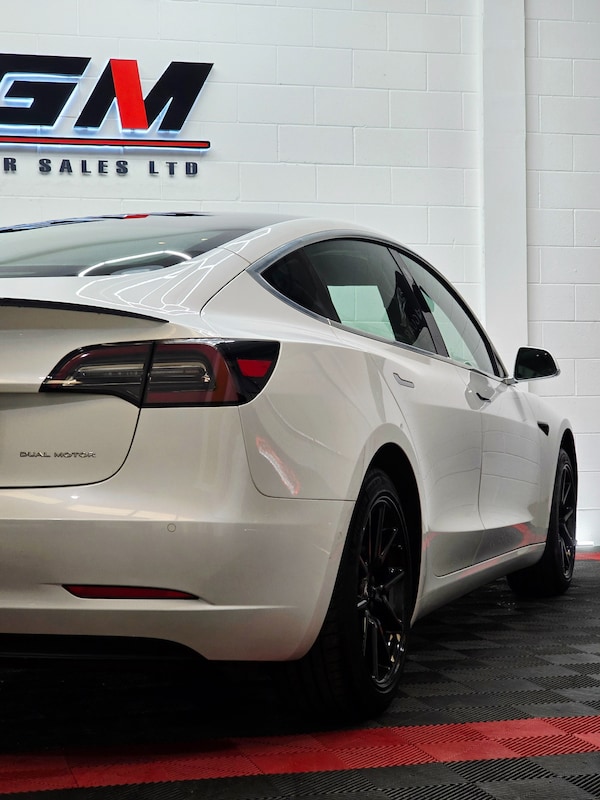 Used Tesla Model 3 2020 for sale - 76156876: Photo 9