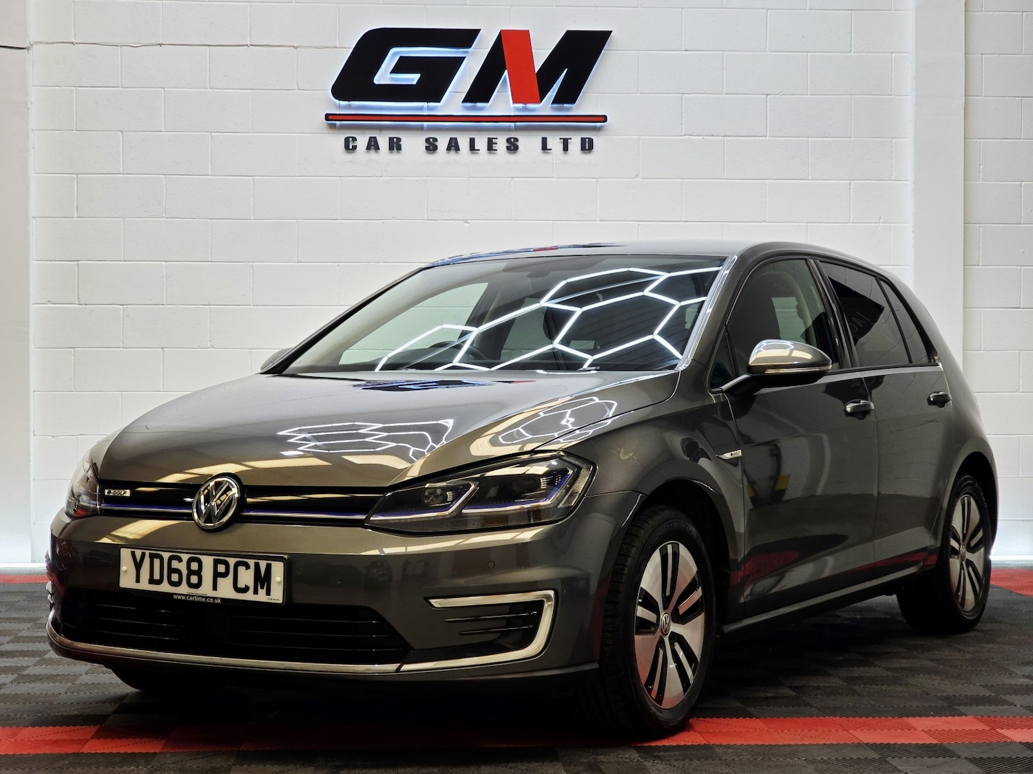 Used Volkswagen Golf 2019 for sale - 78031650: Photo 1