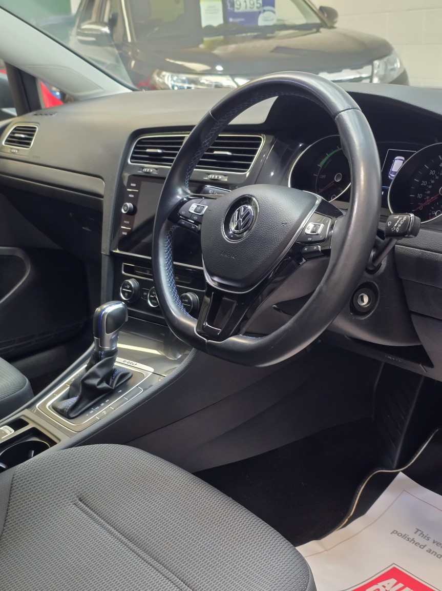 Used Volkswagen Golf 2019 for sale - 78031650: Photo 29
