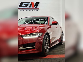 Used Jaguar XE 2018 for sale - 78820732: Photo