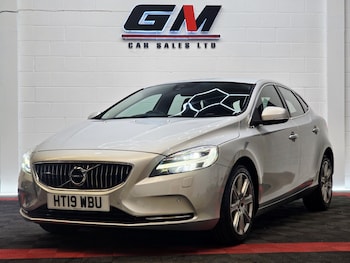 Used Volvo V40 2019 for sale - 78659915: Photo
