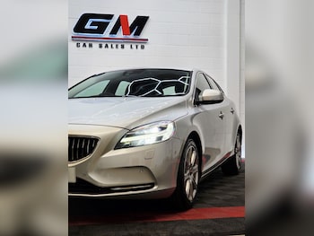 Used Volvo V40 2019 for sale - 78659915: Photo