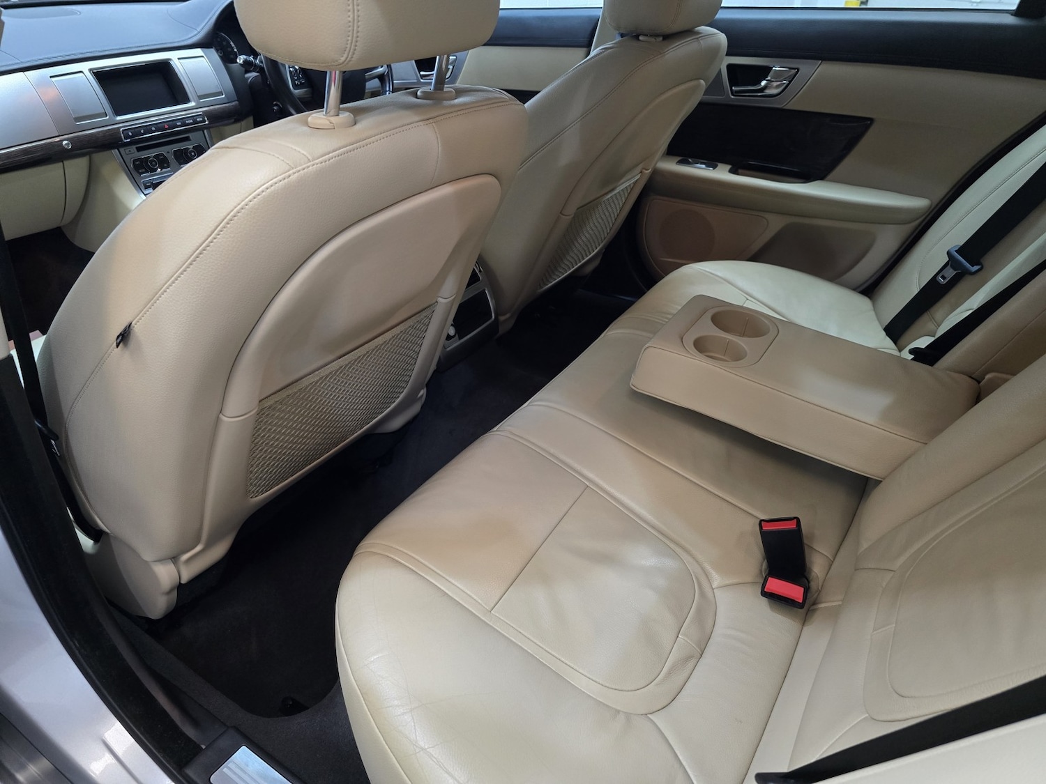 Used Jaguar XF 2015 for sale - 78182828: Photo 20