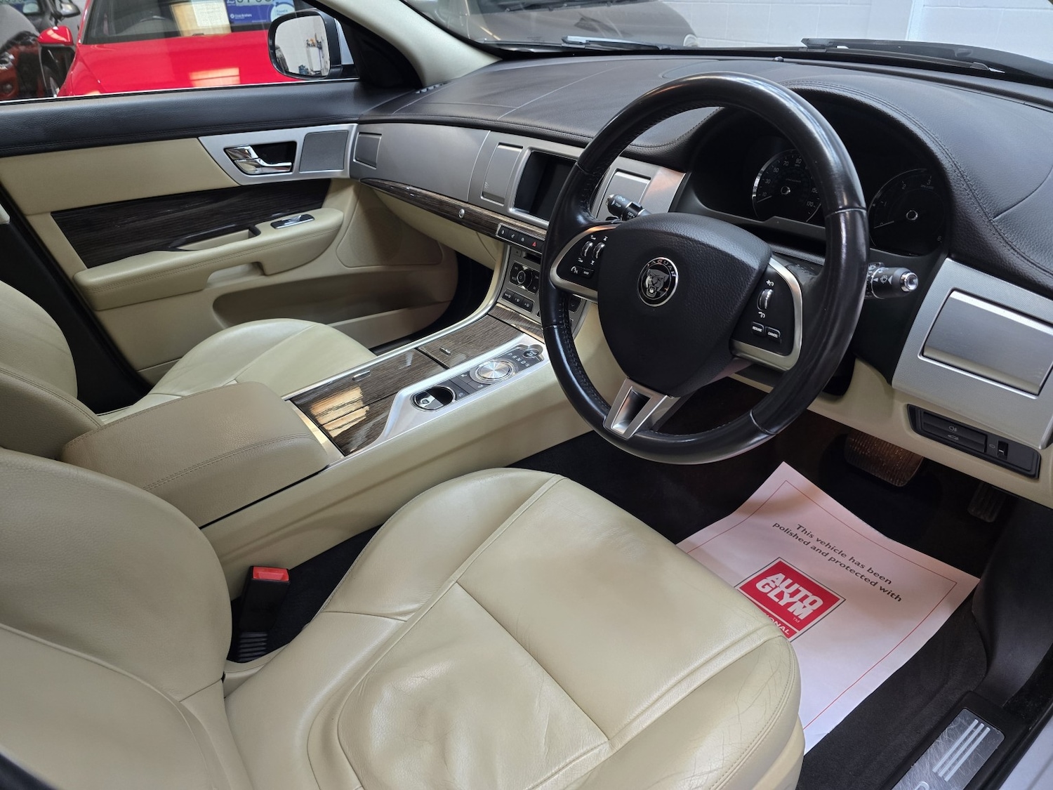 Used Jaguar XF 2015 for sale - 78182828: Photo 25