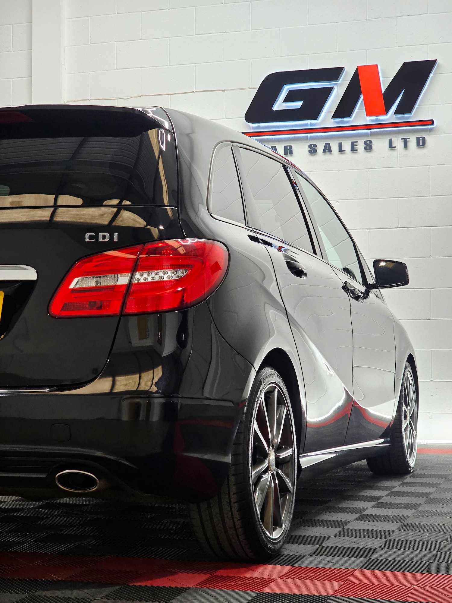 Used Mercedes-Benz B Class 2013 for sale - 76466052: Photo 11