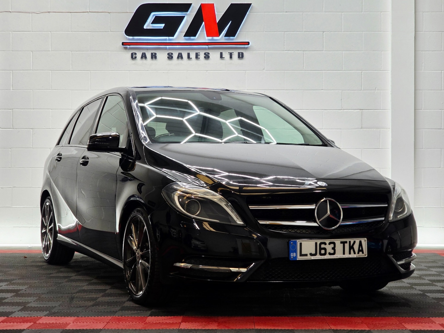 Used Mercedes-Benz B Class 2013 for sale - 76466052: Photo 6