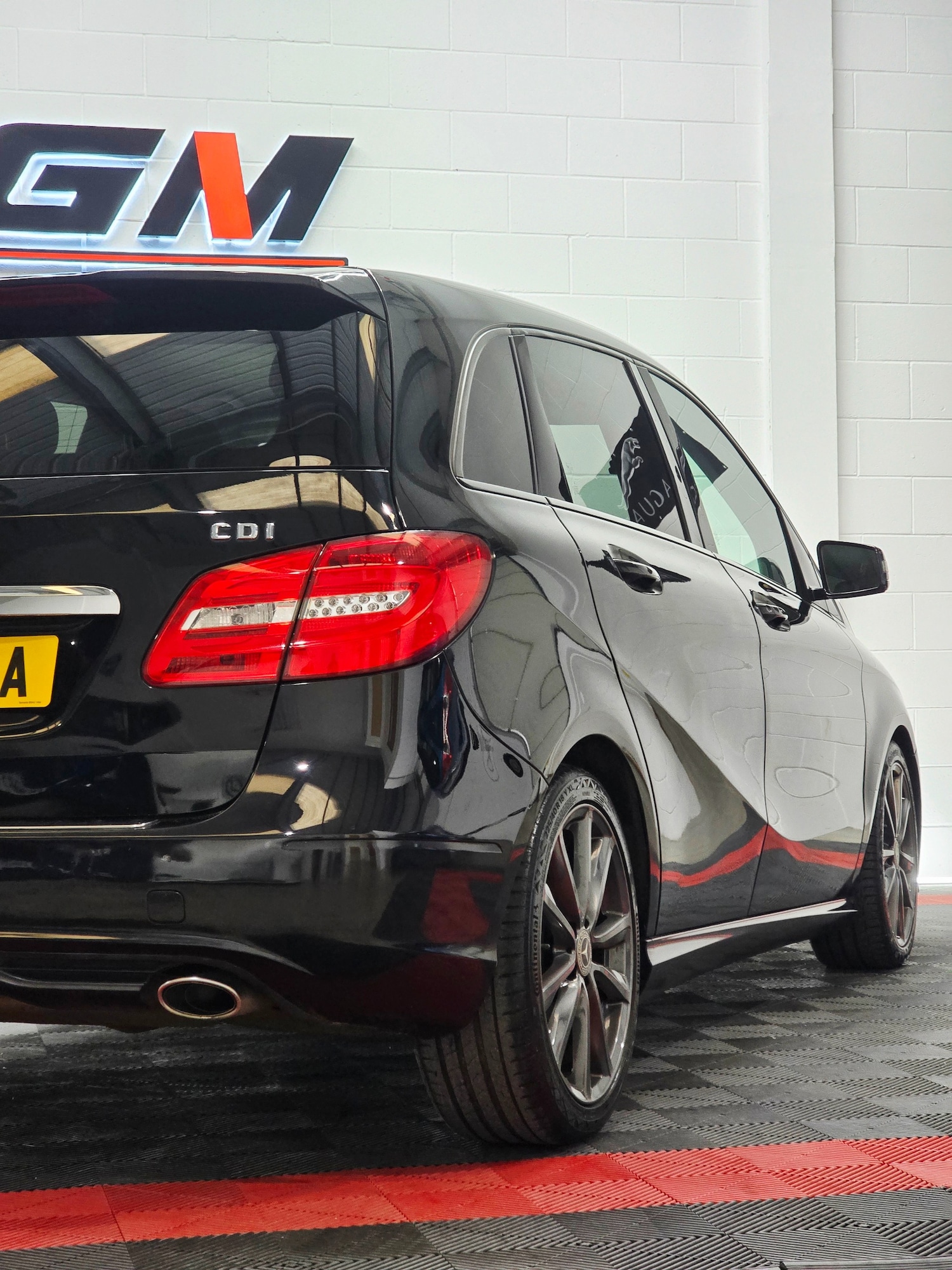 Used Mercedes-Benz B Class 2013 for sale - 76466052: Photo 9