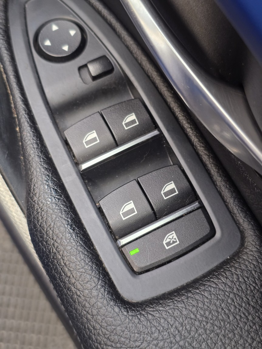 Used BMW 3 Series 2017 for sale - 78213596: Photo 28